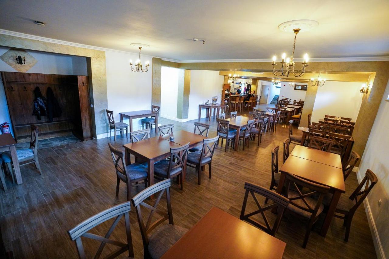 Hotel Yara Vişeu de Sus 외부 사진