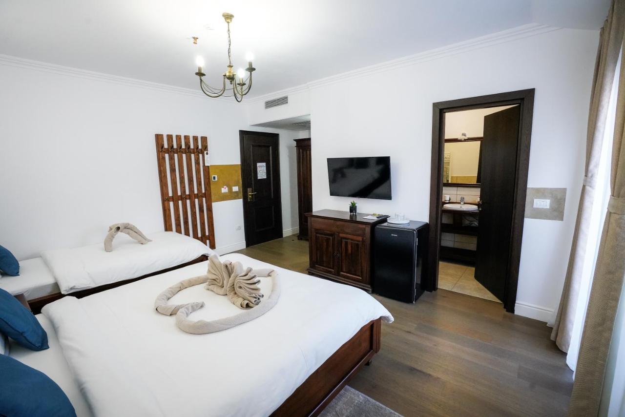 Hotel Yara Vişeu de Sus 외부 사진