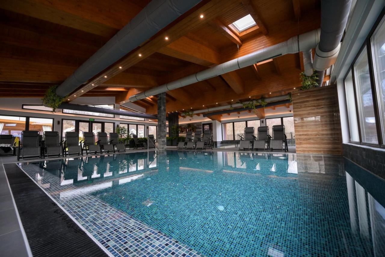 Hotel Yara Vişeu de Sus 외부 사진